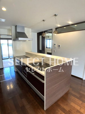 【キッチン】 | 上里2丁目戸建 | キッチンでお料理をお楽しみください