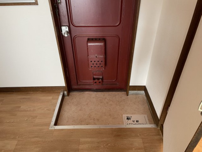 【玄関】 | エイトビル岸里