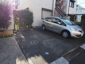 【駐車場】