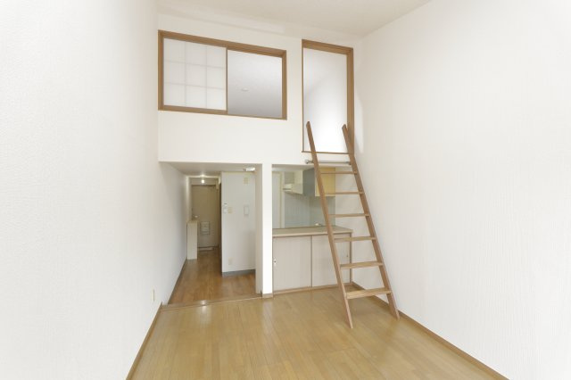 月光荘2号館の洋室