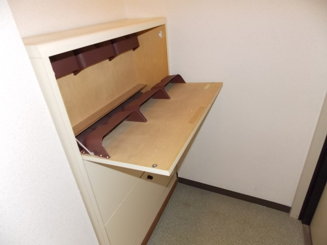 【その他】 | ココロ戎町 | 靴をスッキリ収納できます♪