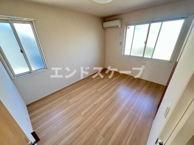 セジュールラソワ　Ｂの居間・リビング|高崎、前橋、伊勢崎エリアのお部屋探しはエンドスケープまで！お客様の理想お聞かせ下さい♪