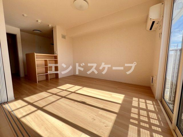 セジュールラソワ　Ｂの居間・リビング|高崎、前橋、伊勢崎エリアのお部屋探しはエンドスケープまで！お客様の理想お聞かせ下さい♪