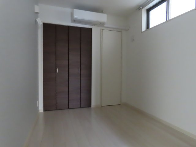 ＧＲＡＮＤＩＲ三津屋中の洋室