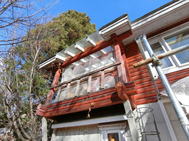 小淵沢町２LDKログハウス薪ストーブ・太陽光発電の外観