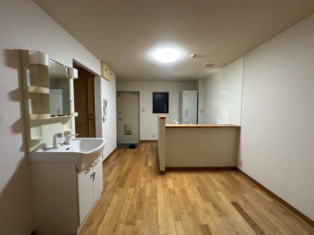 コーポFKの居間・リビング