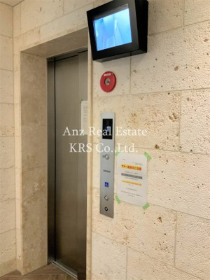 【その他共用部分】 | エステムコート南堀江ⅢＣＨＵＲＡ | エレベーターは防犯カメラが付いているので、安心です♪
