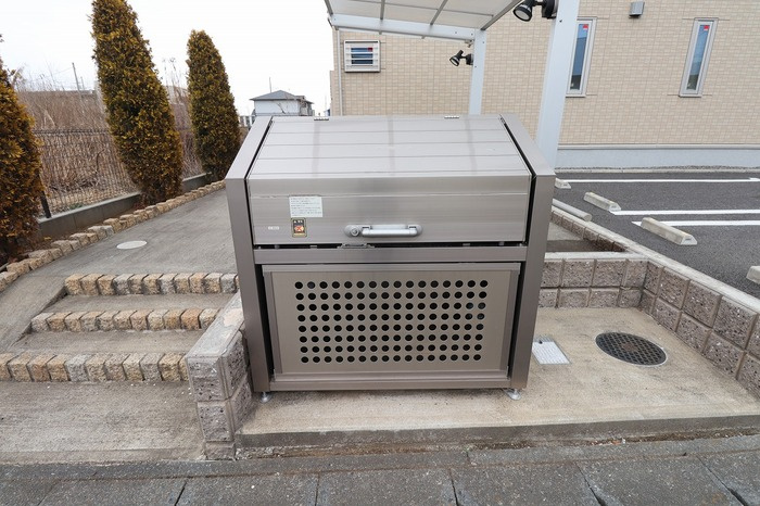 サニーハウスのその他共用部分|ゴミストッカー