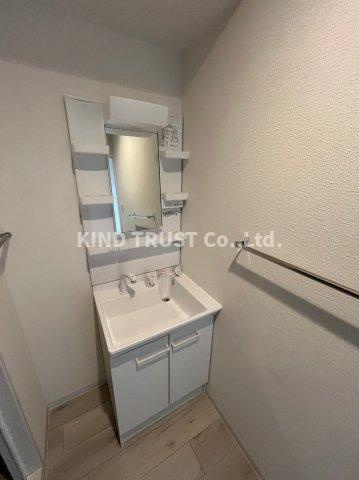 ローレルハイツ大淀2号棟の洗面所|忙しい朝には欠かせない洗面所です