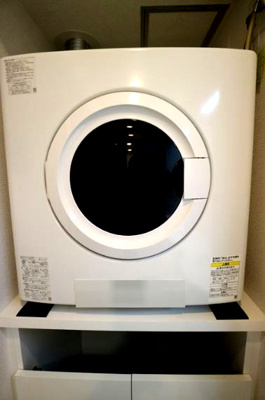 【設備】 | ラ・ベル・メール鳳 | 衣類乾燥機