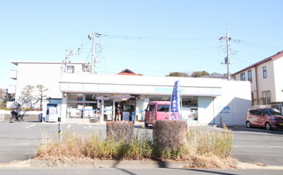 ローソン 泉西が岡二丁目店まで120ｍ