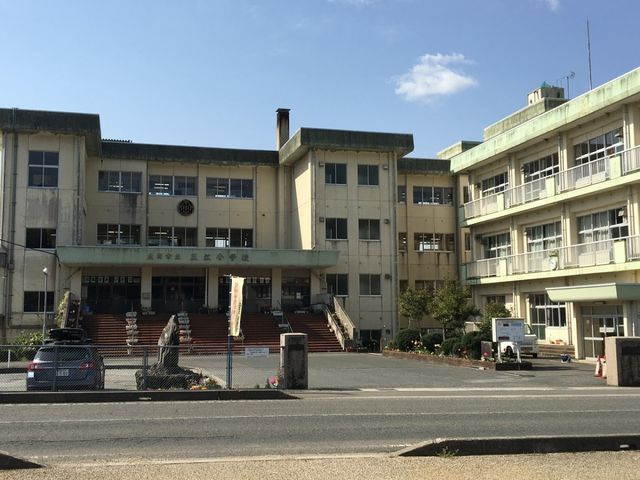 売土地 豊岡市法花寺　7区画　53.49坪の周辺|◇三江小学校◇ 2100m