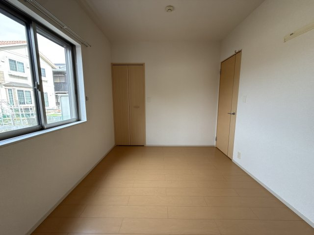 プルメリア　Ⅱの寝室