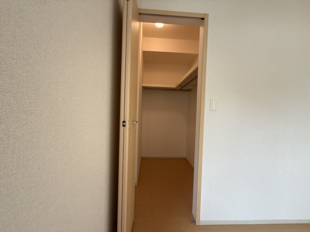 プルメリア　Ⅱの収納