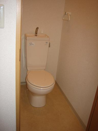 【トイレ】 | ラ・ヴィスタ板宿 | トイレもきれいで清潔感あり！