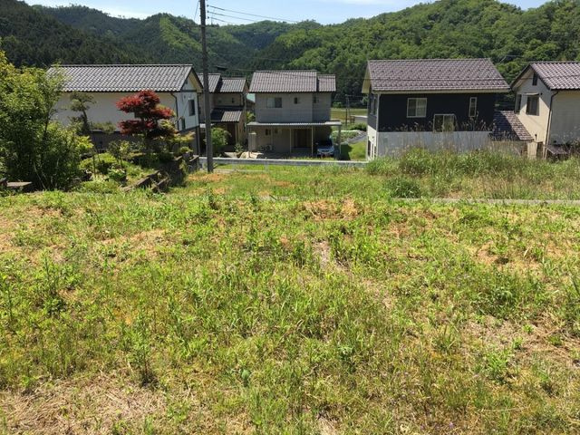 売土地 豊岡市法花寺　7区画　47坪の外観|敷地中央からみた景色