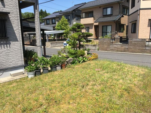 売土地 豊岡市法花寺　7区画　47坪の外観|敷地中央からみた景色