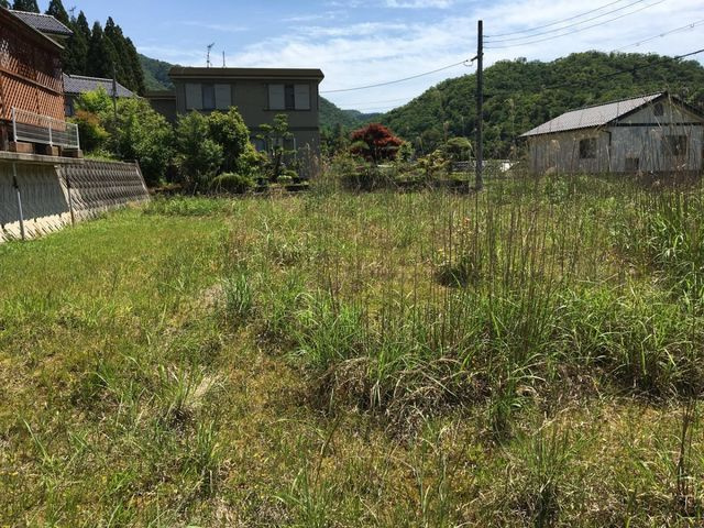 売土地 豊岡市法花寺　7区画　53.49坪の外観|敷地中央からみた景色