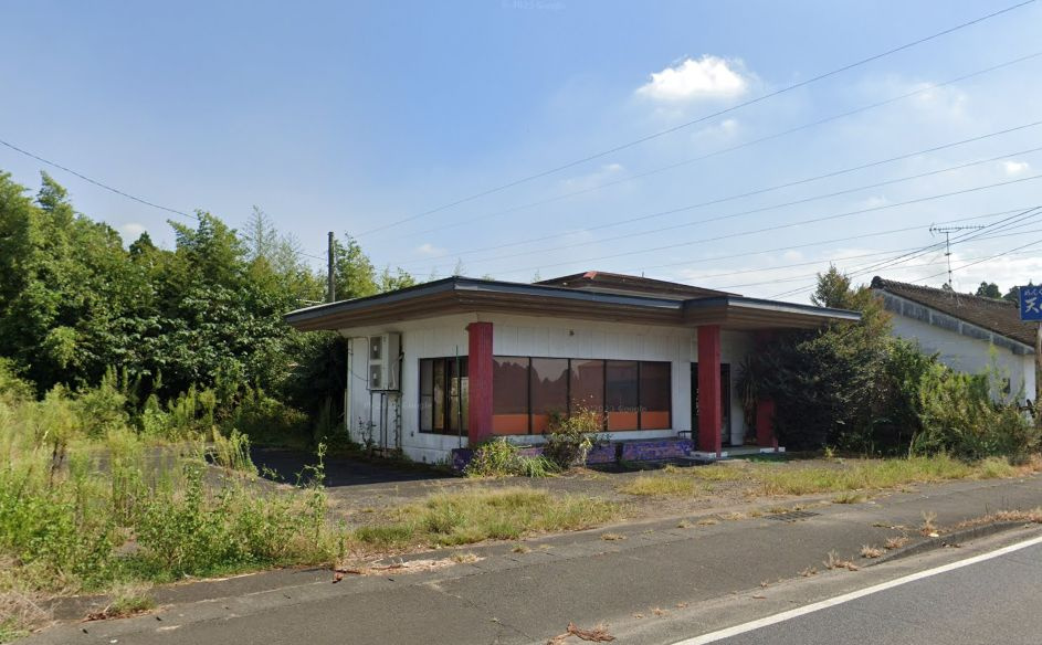 都城市上水流町の店舗の外観