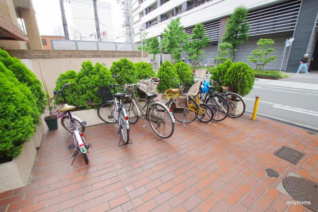 ライオンズマンション中之島　仲介手数料無料の駐車場