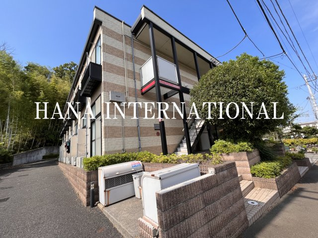 レオパレスカルム石川の外観