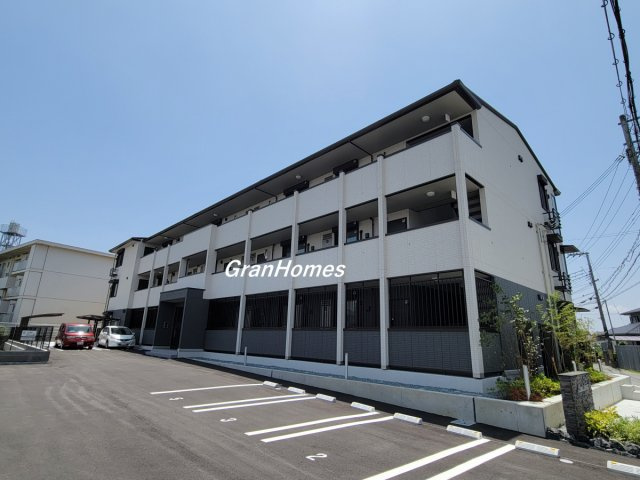 Pearl Annex