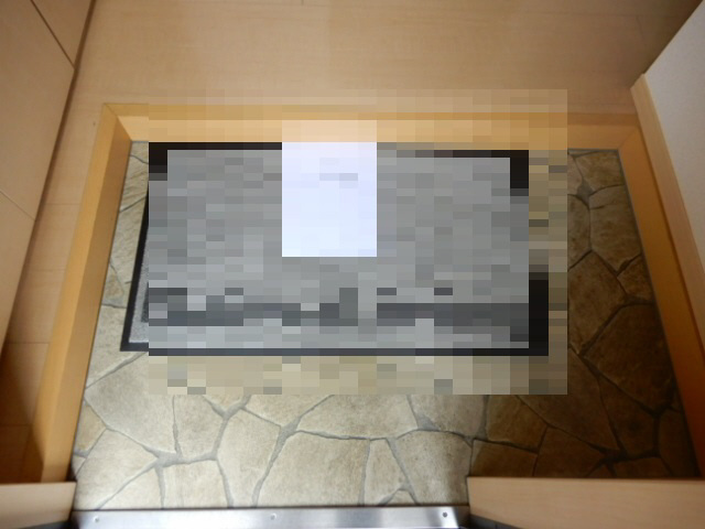 アーマビリータⅡの玄関