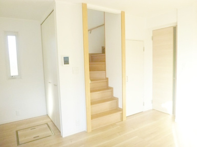 【居間・リビング】 | 下白水南5丁目戸建