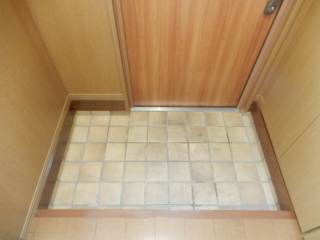 ユーキャンハイツⅡ　Ａ棟の玄関