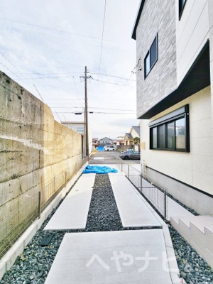 【駐車場】 | KIS名古屋市瑞穂区鍵田町戸建 | 縦列2台可