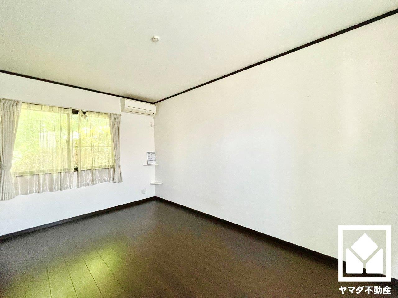 伏見区醍醐南端山町　中古戸建の洋室