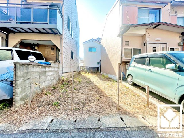 伏見区羽束師菱川町　新築戸建の外観|バルコニーが2か所あり