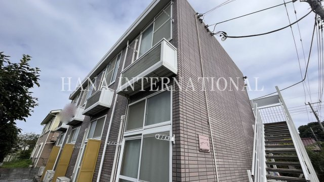 レオパレス砂川３番館の外観