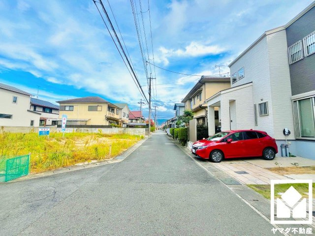 伏見区桃山南大島町　戸建住宅の前面道路含む現地写真