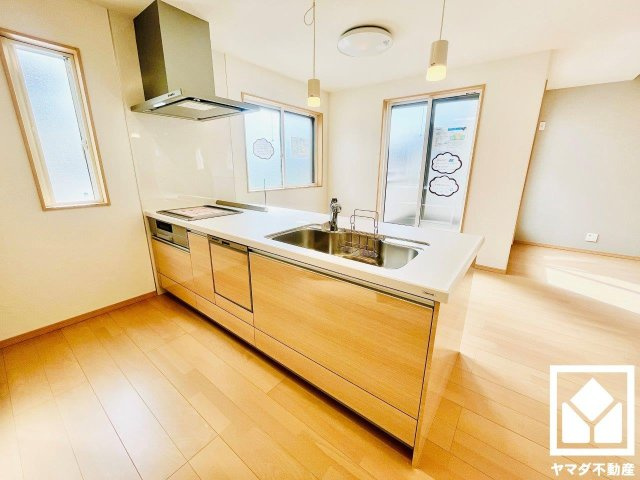 伏見区桃山南大島町　戸建住宅のキッチン