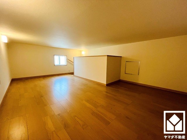 伏見区羽束師古川町　23号地の収納