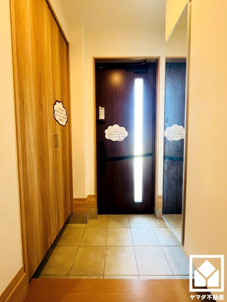 伏見区羽束師古川町　23号地の玄関