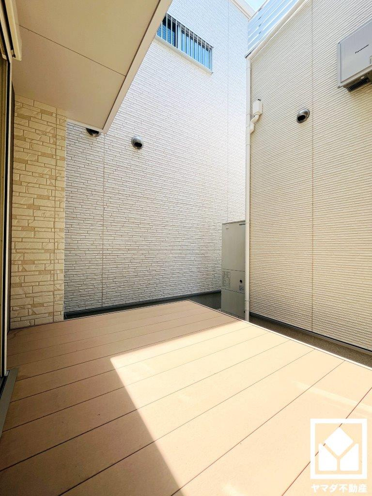 伏見区羽束師古川町　23号地の庭