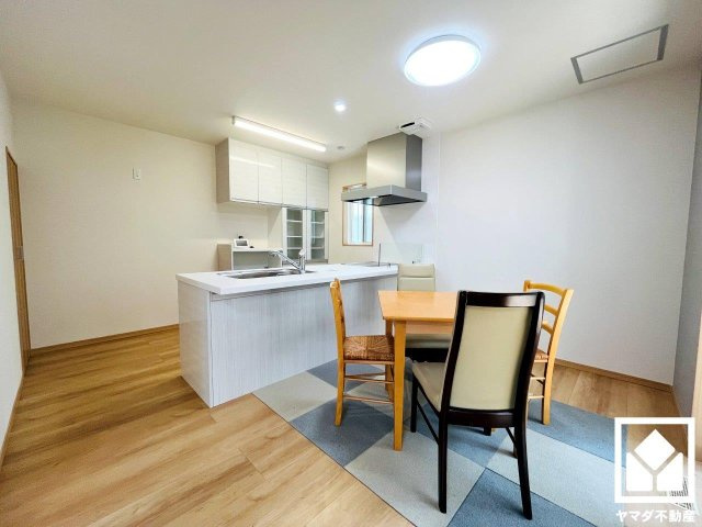 伏見区羽束師古川町　23号地の居間・リビング