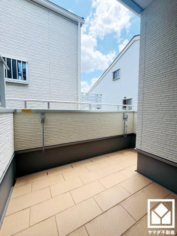 伏見区羽束師古川町　24号地のバルコニー