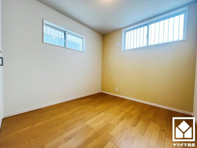 伏見区羽束師古川町　27号地の子供部屋