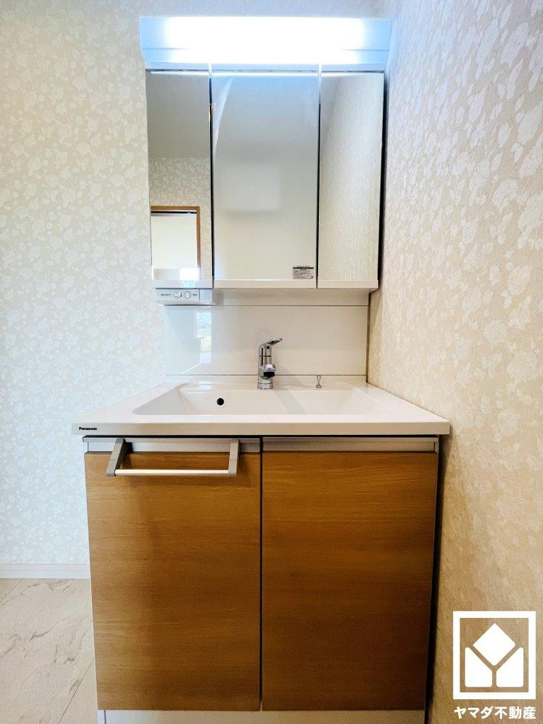 伏見区羽束師古川町　27号地の独立洗面台