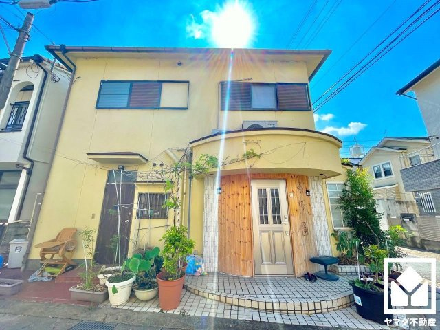 伏見区向島庚申町（店舗付き）の玄関