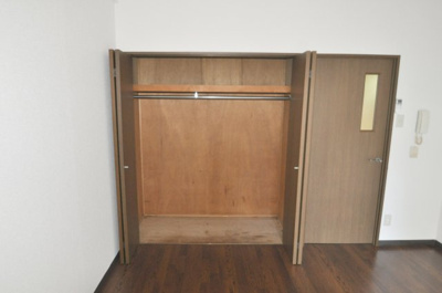 【収納】 | PLEAST大博通り | 別号室の写真になります。現況優先。