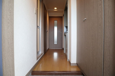 【玄関】 | ダイナコートエスタディオ桜坂 | 別号室の写真になります。現況優先。