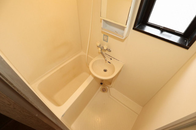 【洗面所】 | ダイナコートエスタディオ桜坂 | 別号室の写真になります。現況優先。