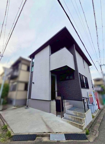 八幡市男山長沢　中古戸建のバルコニー