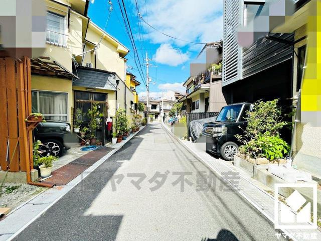 宇治市木幡御園　売土地　建築条件付の前面道路含む現地写真