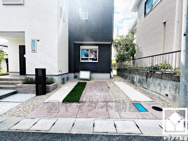 大津市坂本2丁目4号地　新築戸建の駐車場