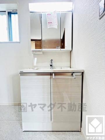 大津市坂本2丁目4号地の独立洗面台